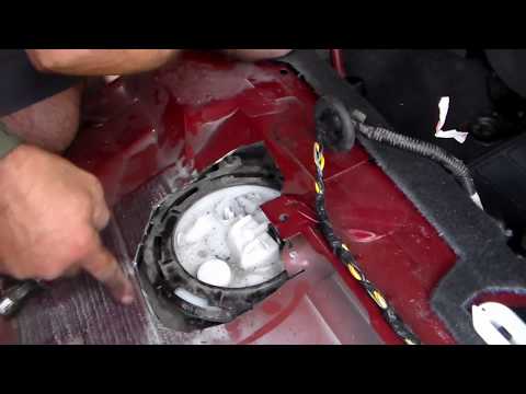 How to REPLACE Ford Focus In Tank FUEL PUMP In 20 MINUTES!