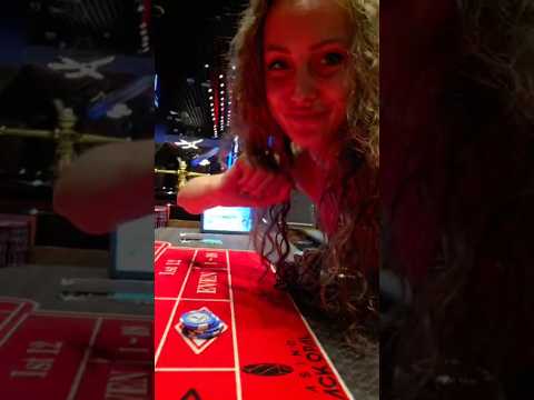 ЧЕРНАЯ ПОЛОСА ставлю на КРАСНОЕ! #shorts #pirsomania #пирсомания #pirsoman #casino #казино #рулетка