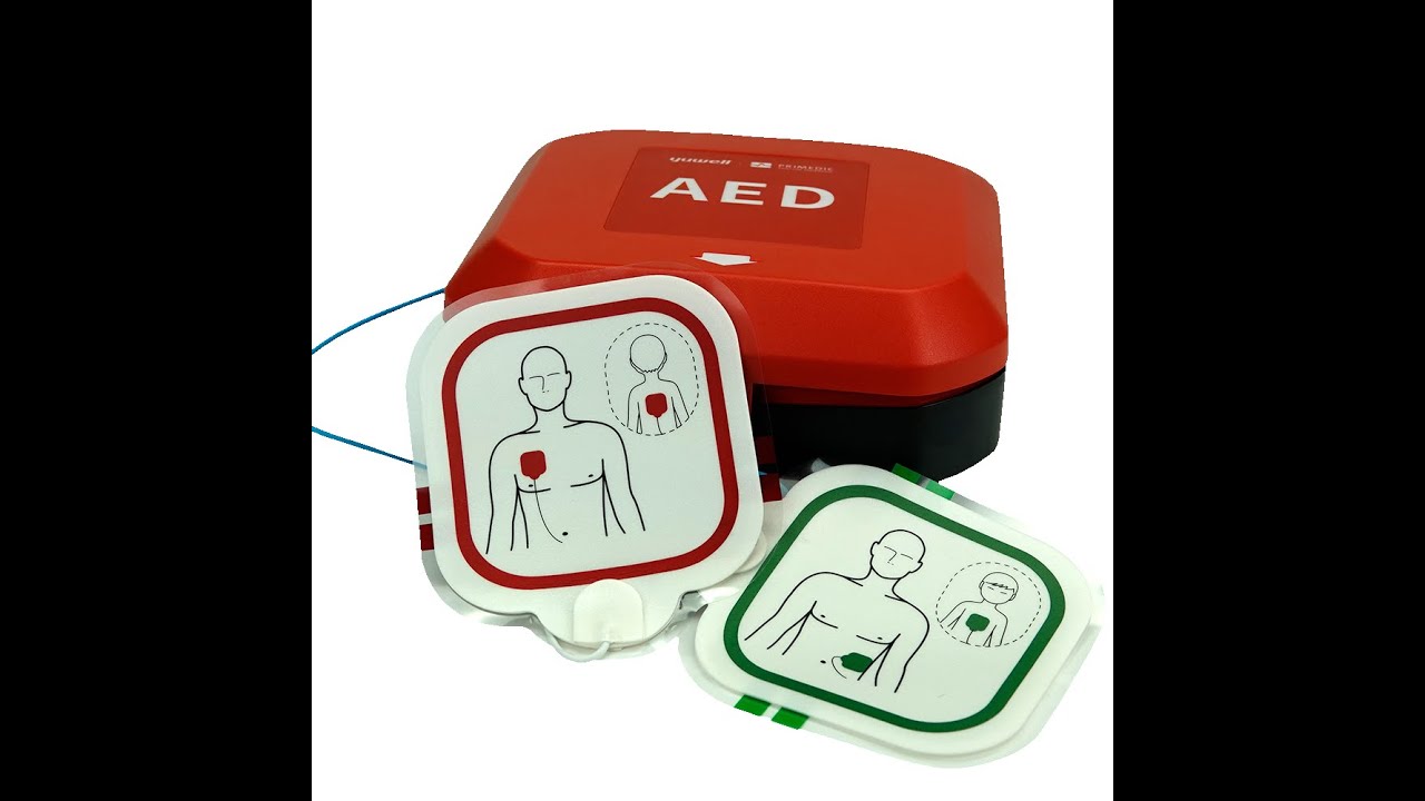 EW2. Einsatz eines HeartSave Y/YA Defibrillators