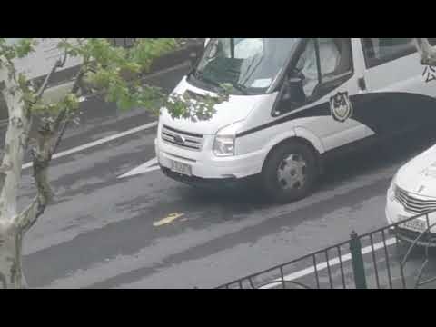 上海警察打人
