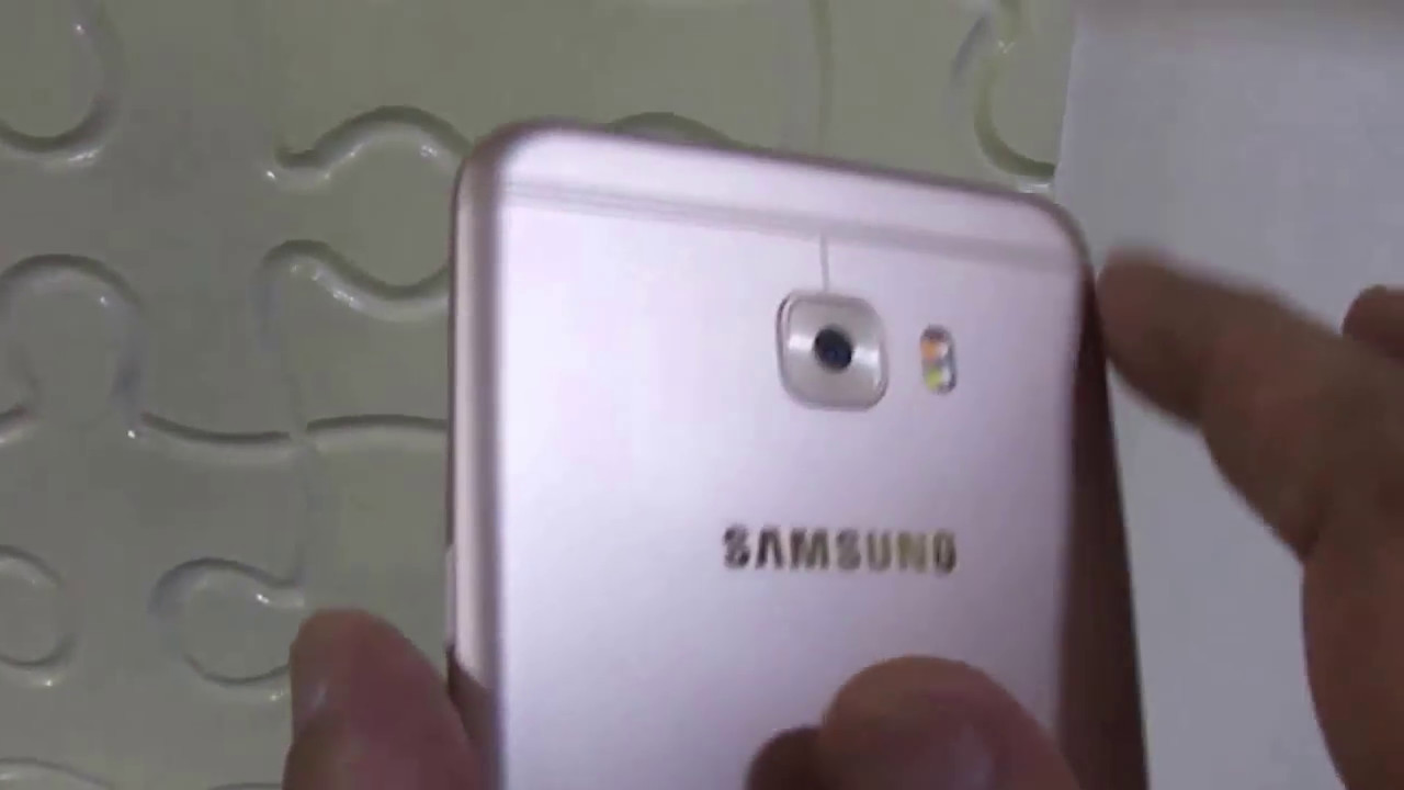 Unboxing of Samsung Galaxy C7 Pro in Hindi