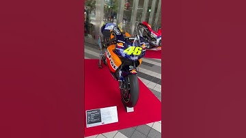 Thumbnail of Legendary MotoGP bike👀✨　Valentino Rossi / RC211V / 2002