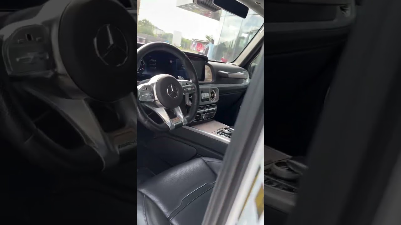 SHOWCASE LUXURY CARS