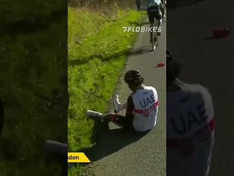 Video: Titta: Gaviria bryter nyckelbenet efter kraftigt fall på Tour of Turkey