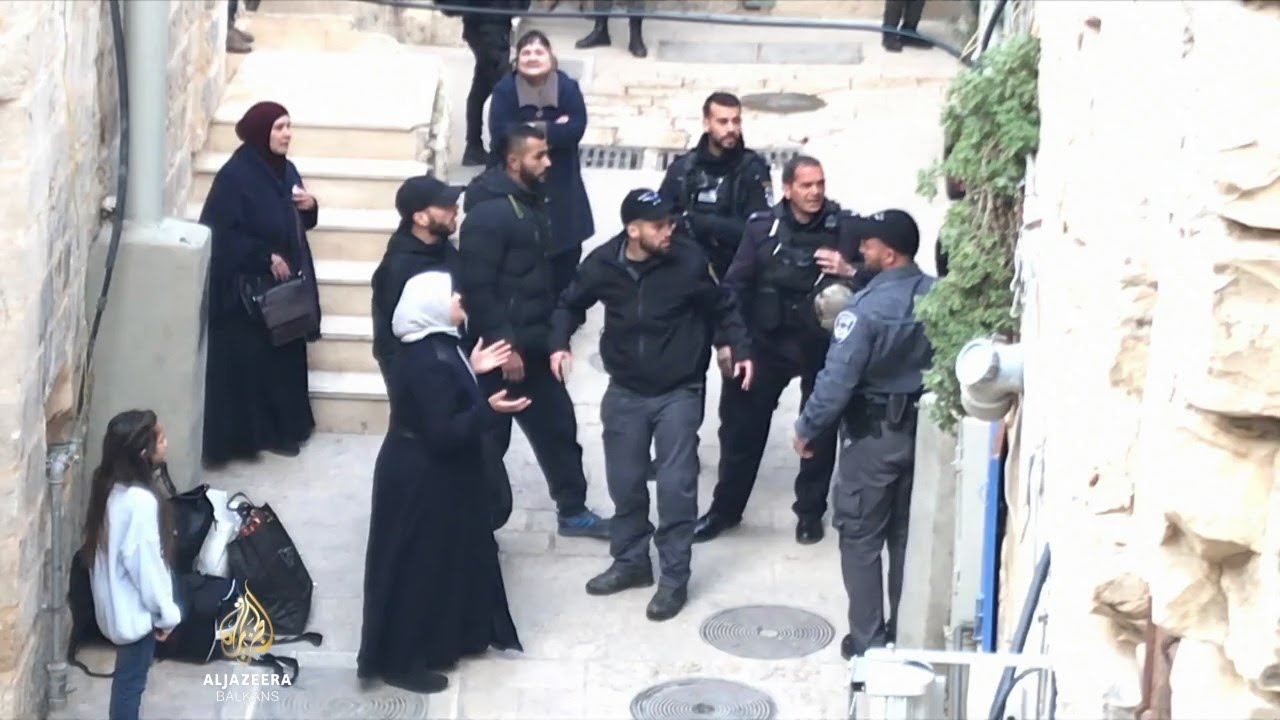 يتم طرد الفلسطينيين من البلدة القديمة في القدس