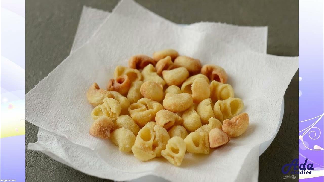 чипсы тортильи. чипсы из батата. деревянные чипсы. чипсы из теста. вкусные чипсы.