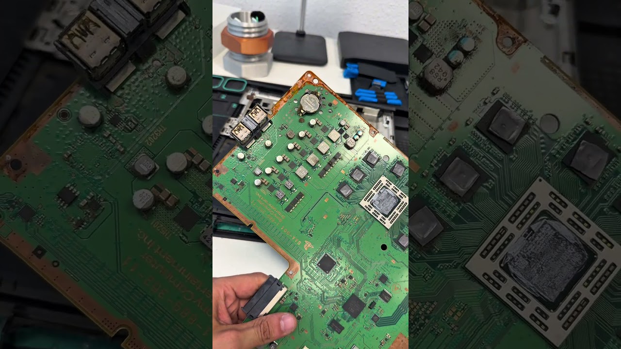 Horror PlayStation 4 😱😱😱 #repair # #electronics #gaming #repairing #ps4 #cleaning #playstation
