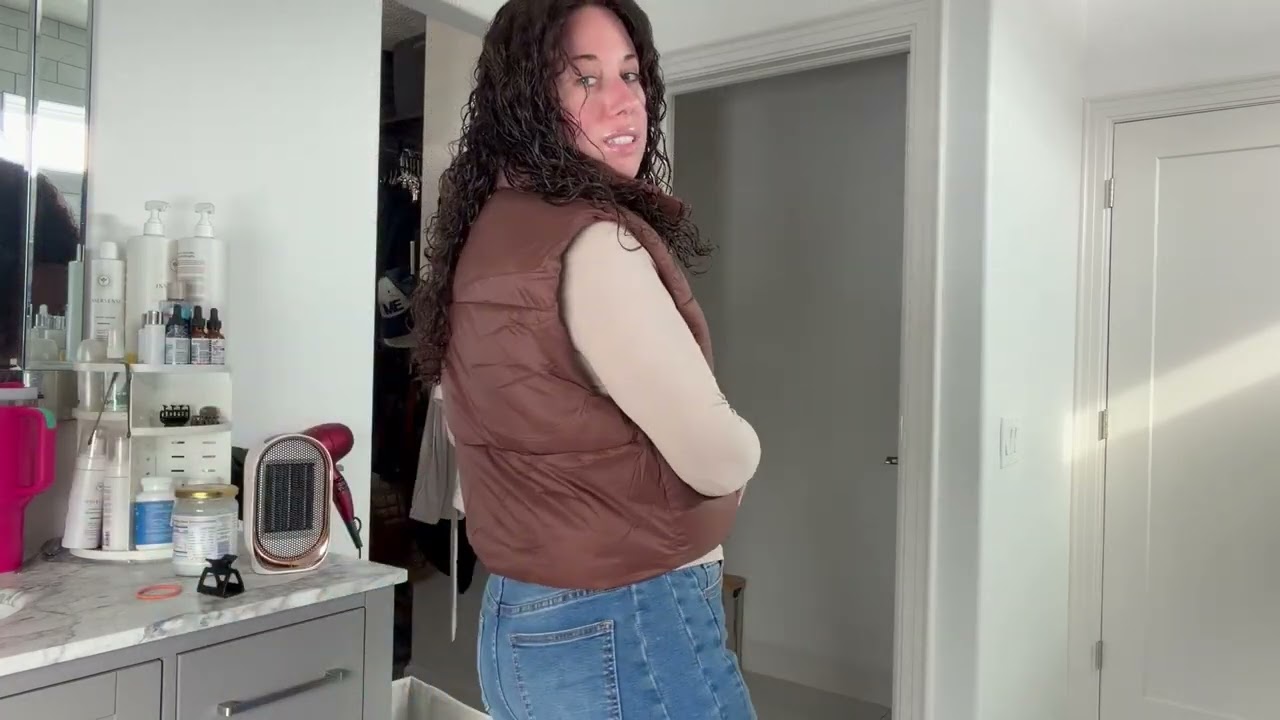 Shiyifa Women's Cropped Puffer Vest Review | Stylish & Warm Winter Jacket 