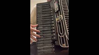 Miniatura de vídeo de "Tutorial Acordeon - Cine oare cine oare te-a scapat din stramtorare - Natanael Dumitras"