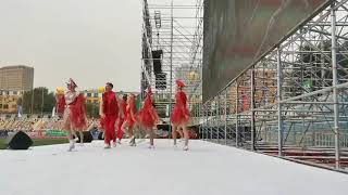 Современный Танец На Футбольном Матче Китай