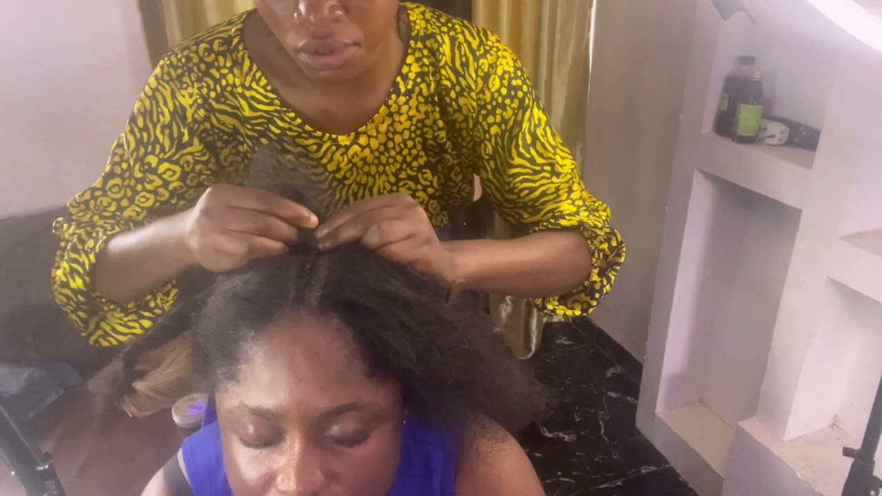 ASMR✨ HAIR STYLIST BRAIDS MY HAIR AND SHE CARCKS GUM SO PERFECTLY PT1