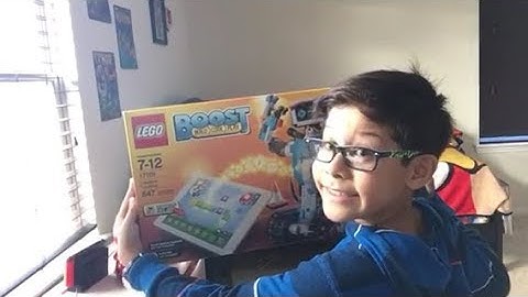 How to build the LEGO BOOST ROBOT - Build, Code and Play - Cool Toy