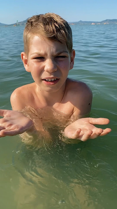 BELEPISILTEM A BALATONBA💦🫣 #shorts