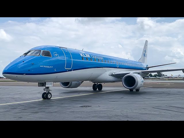 専用KLM E190 BA E170 KLM Cityhopper Embraer 190 (PH-EXB) Gate Arrival And Airside