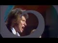 Capture de la vidéo Johnny Chante "Apprendre À Vivre Ensemble" En Duo Avec Nanette Workman (18.03.1972)