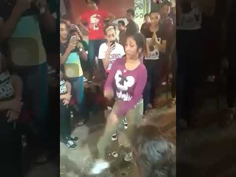 افجر بينت بترقص علي مهرجان مفيش مره مابتحبينش