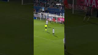 Fenomenale Rebound Van Jesper Uneken