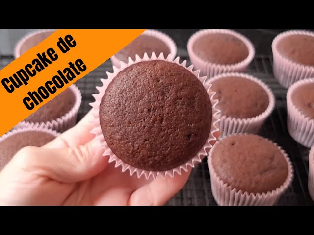 Como Fazer Bolo Fofo de Chocolate Com CUPCAKE (Jogos de Cozinhar) 