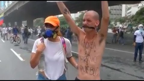 Violentas protestas contra Nicolás Maduro dejan dos muertos