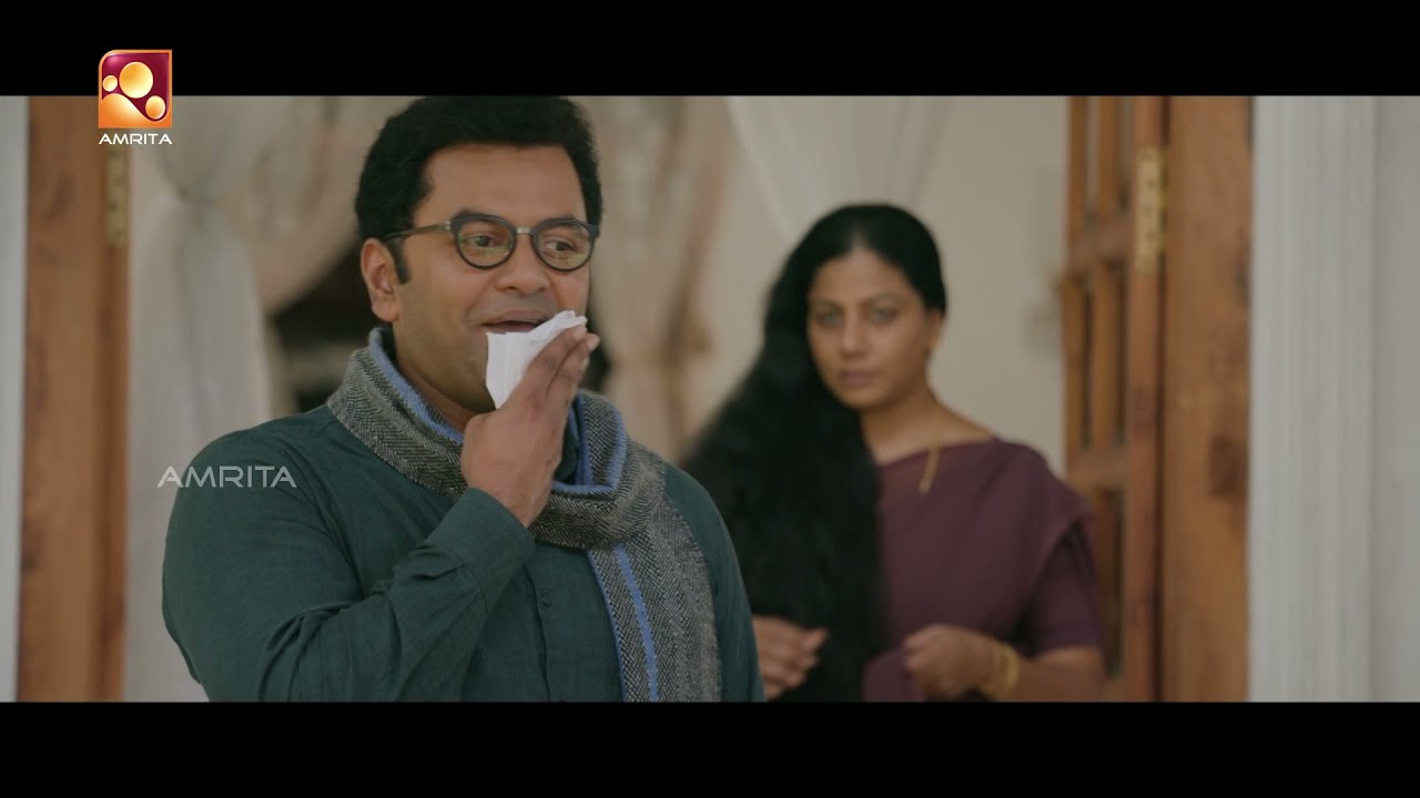 ഈ ചേച്ചി പള്ളിലച്ചനെ പോലും വെറുതെ വിടുന്നില്ലല്ലോ..| Thakkol