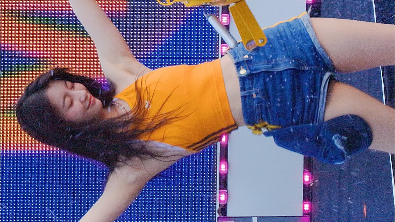 230624 오마이걸 유빈 Yubin : 살짝 설렜어 (Nonstop)  세로직캠 @ 워터밤 서울 (OHMYGIRL Yubin  fancam)  | Plumia (4K 60p)