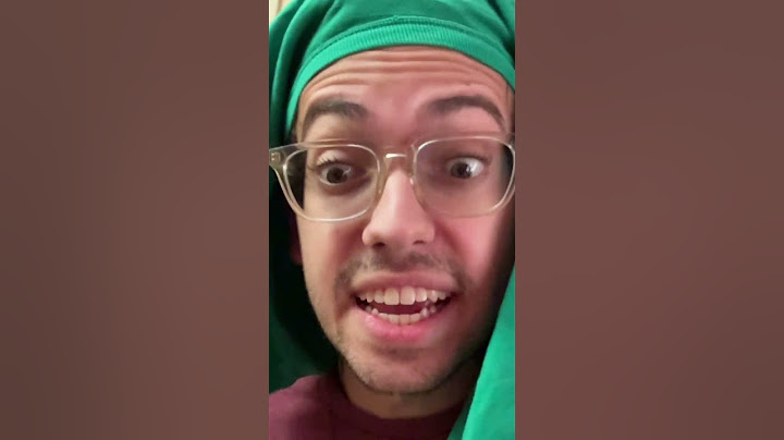 Moms when Grandma Shows Up