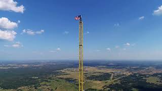 Gin Pole on 1,300’ Tower Preparing to Remove Antenna
