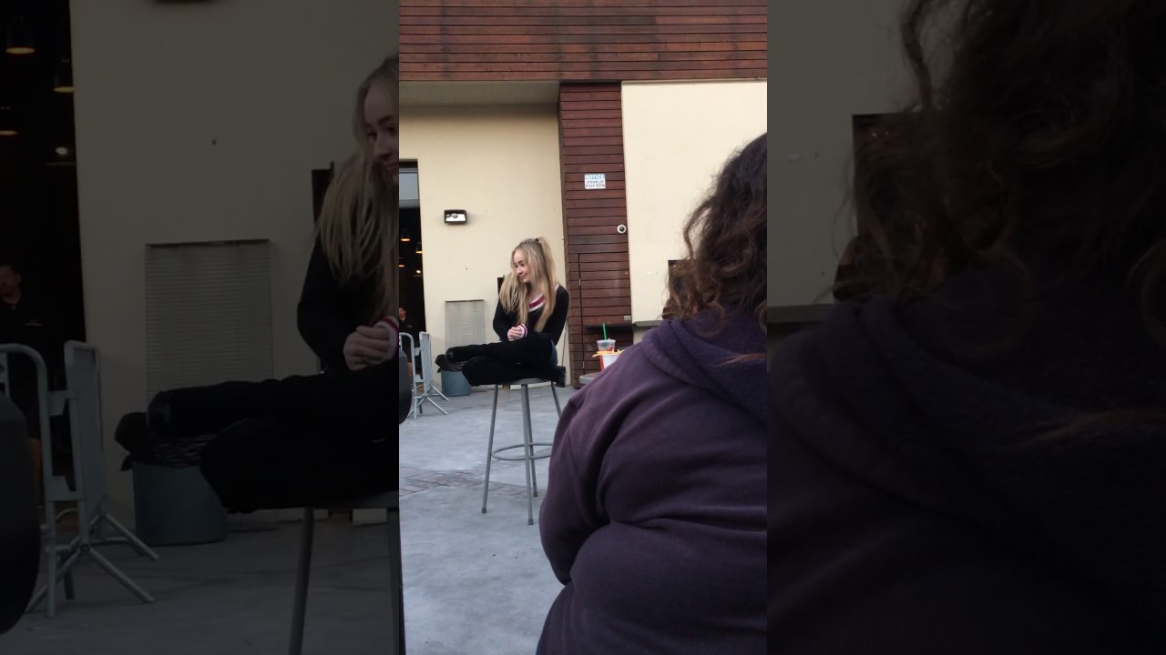 Sabrina Carpenter French Fry Social - EVOLution Tour Santa Ana