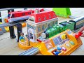 Titipo&#39;s Talking Control Center &amp; Thomas the Tank Engine&#39;s 3 Intersecting Courses