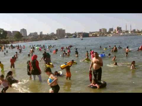 قاضي البلاج مع عبد الحليم حافظ