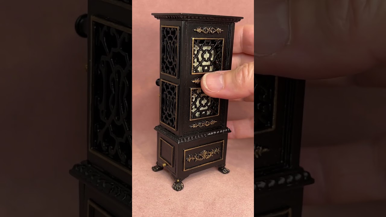 Miniature Stove for the dollhouse in scale 