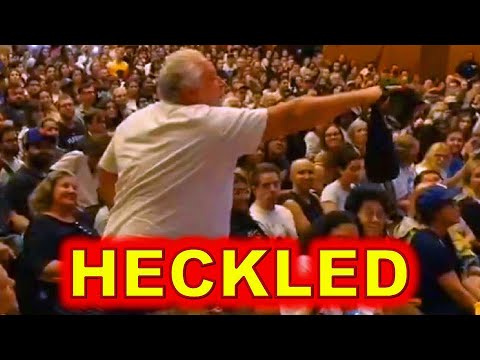 Zohran Mamdani HECKLED by a REAL New Yorker in NYC.....