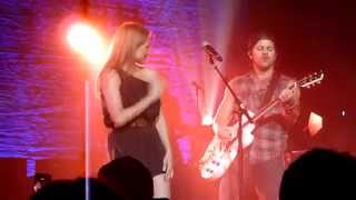 Video thumbnail of "Kip Moore w/Jewel ~ Separate Ways ~ Nashville, TN ~ 10/17/14"