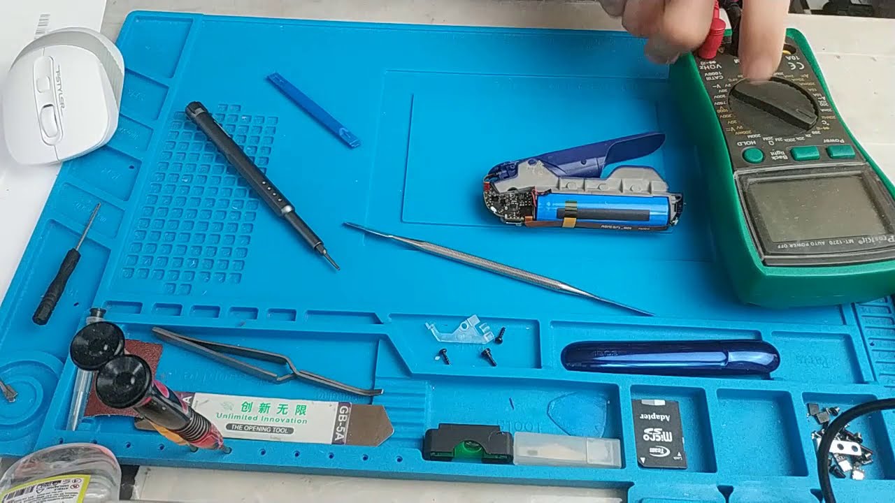 не заряжается айкос. разобрать айкос 2. айкос 2. 4. красный индикатор на айкос 2.