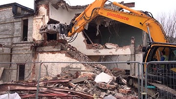 Hyundai R250 and Daemo MultiProcessor