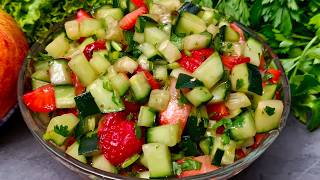 Si tienes pepino y fresas en casa tienes que probar esta ensalada espectacular hoy mismo 🤤