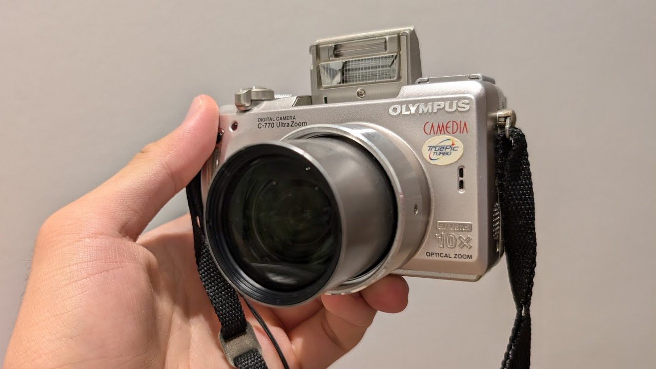 Olympus Camedia C770 from 2004 - YouTube