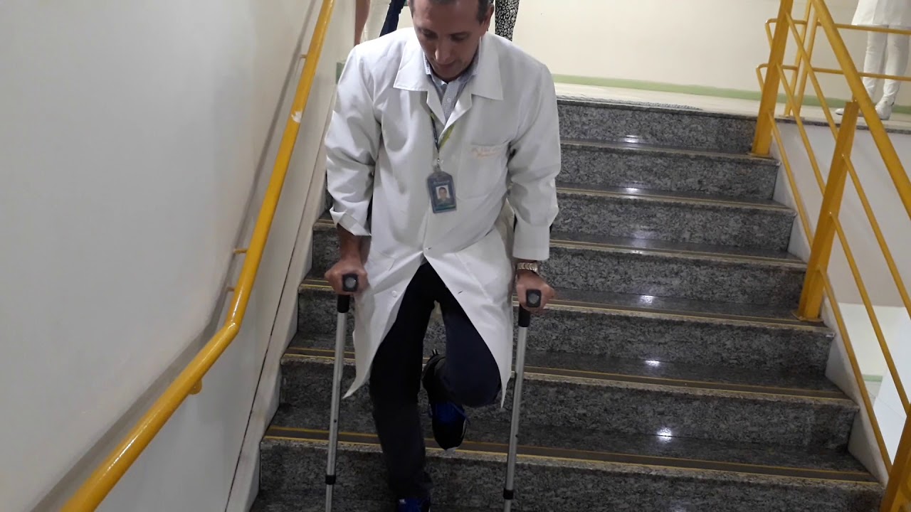 Treino de subida e descida de escada na amputação transtibial