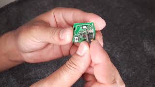 Toyota Yaris key fob microswitch fixing + fob battery replacement How To Replace Broken Button For Toyota Lexus Remote Control Key Fob