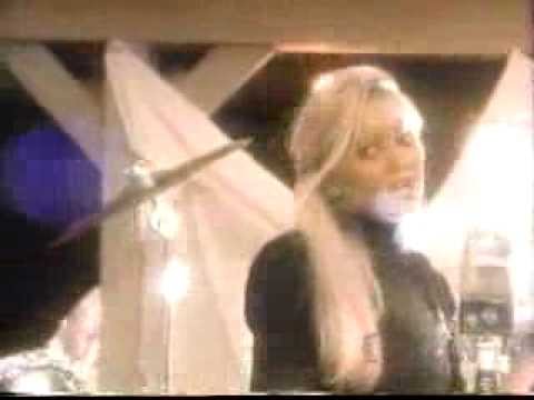Amie_Comeaux_Who_s_She_To_You_videot_