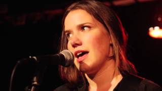 Video thumbnail of "Kaja Gunnufsen - Faen Ta - En GAFFA & At The Loft Presents Spesial"