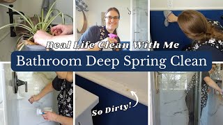 MESSY BATHROOM TRANSFORMATION || EXTREME SPRING 2022 CLEAN WITH ME || BATHROOM DEEP SPRING CLEAN