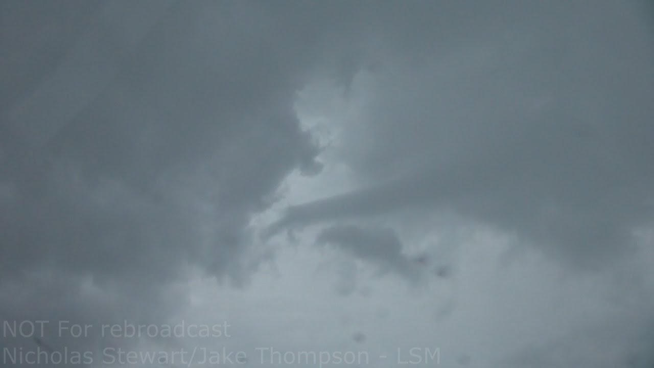 Milton, Iowa Funnel Cloud 4/18/15 YouTube