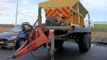 Bermvuller Nido, GJ | Kenteken LDZ-33-H