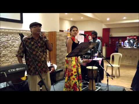 maria-pitache---the-vindaloos