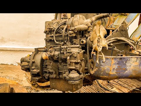 KOMATSU Excavator Badly Damaged Restoration Project // Repair And Restore ISUZU 3KR2 Engine – P2