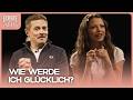 Nina Chuba und Klaas im Improtheater | Experte für Alles