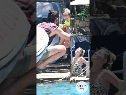 Burcu Biricik Eşi Ve Kızı Ile Tatilde