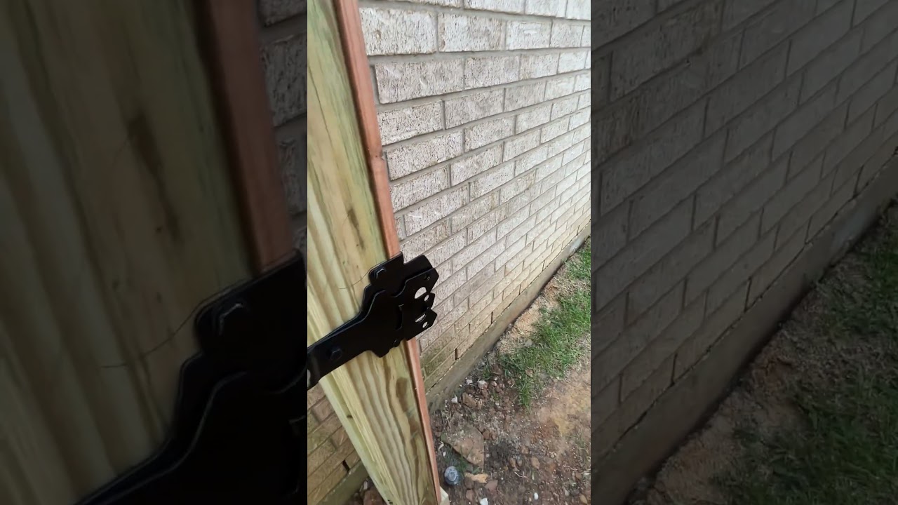 🌲✨ Beautiful Cedar Wood Fence Aluminum Gate Frame! ✨🌲 