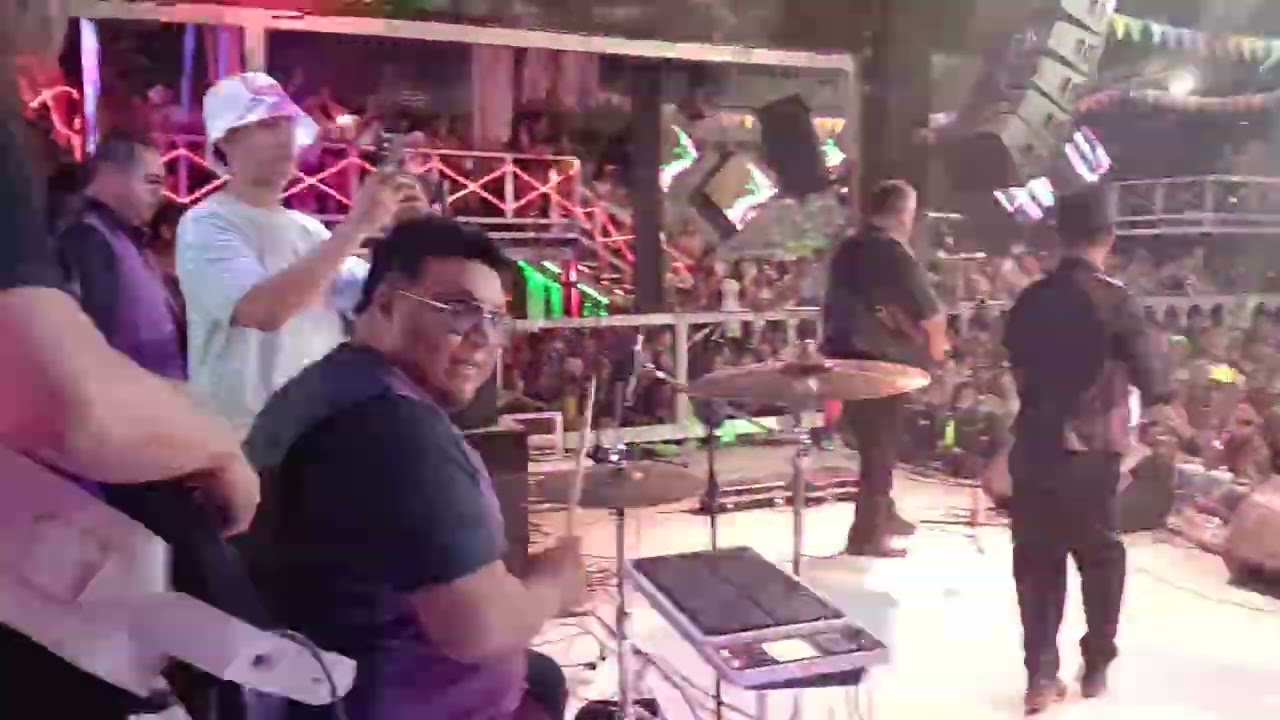 Sonido Mazter en la barra dia comadres 2026